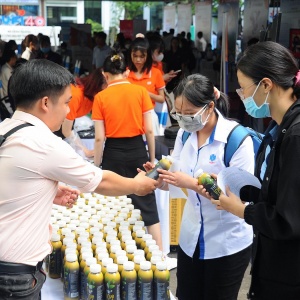 Thị trường lao động trước thách thức từ cải cách và thuế đối ứng của Mỹ