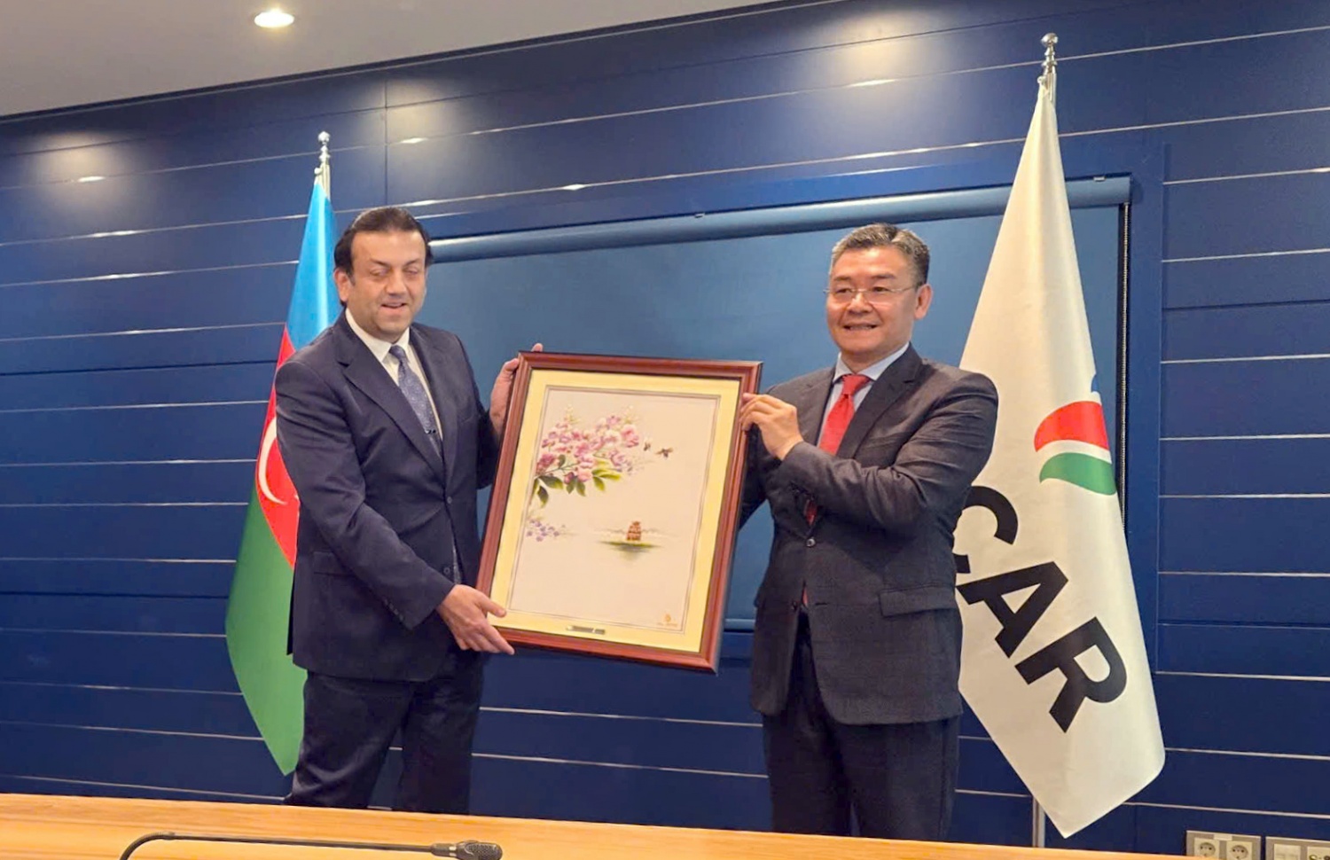 Petrovietnam và SOCAR mở rộng hợp tác chiến lược trong lĩnh vực năng lượng