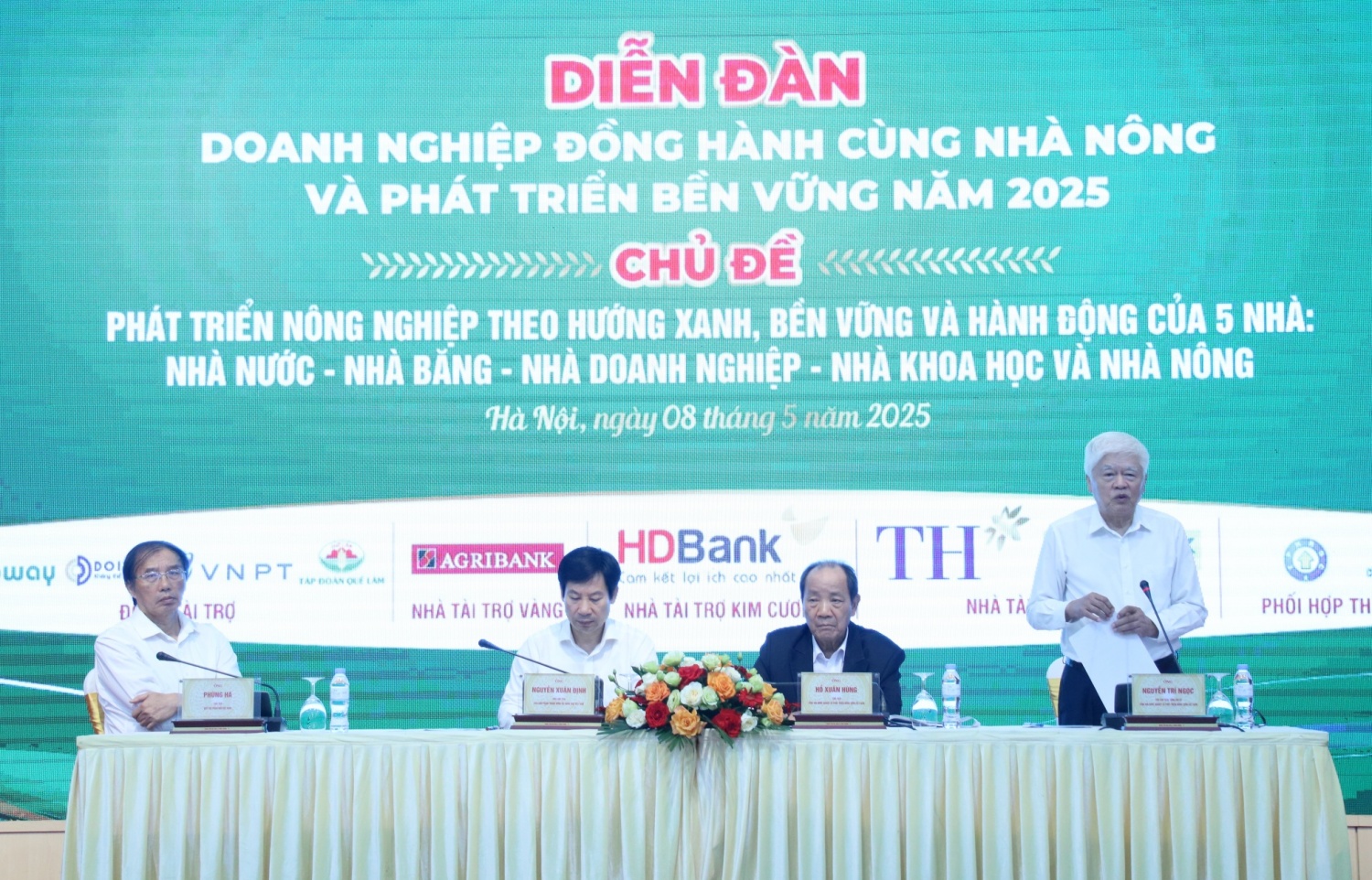 Nhà băng và doanh nghiệp tạo động lực cho nông nghiệp bền vững