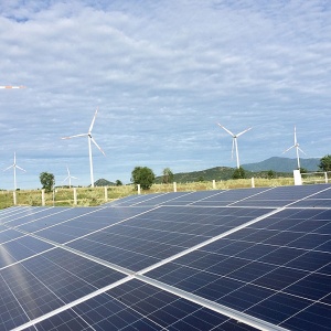 Tăng tỷ trọng năng lượng tái tạo để ứng phó biến đổi khí hậu đến năm 2030