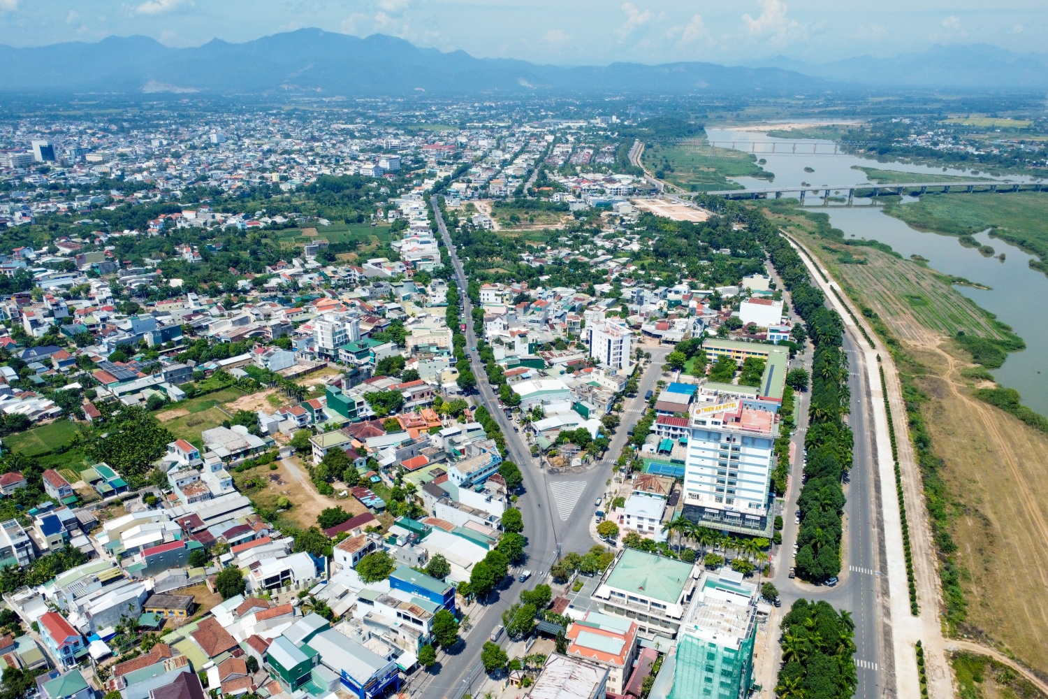 Ngày 21/6, tỉnh Quảng Ngãi sẽ công bố danh sách lãnh đạo quản lý các xã mới và tiến hành vận hành thử nghiệm vào ngày 25/6.