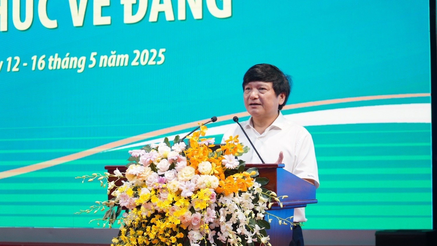 Đảng ủy Petrovietnam khai giảng Lớp bồi dưỡng nhận thức về Đảng và Lớp bồi dưỡng lý luận chính trị năm 2025 khu vực Vũng Tàu