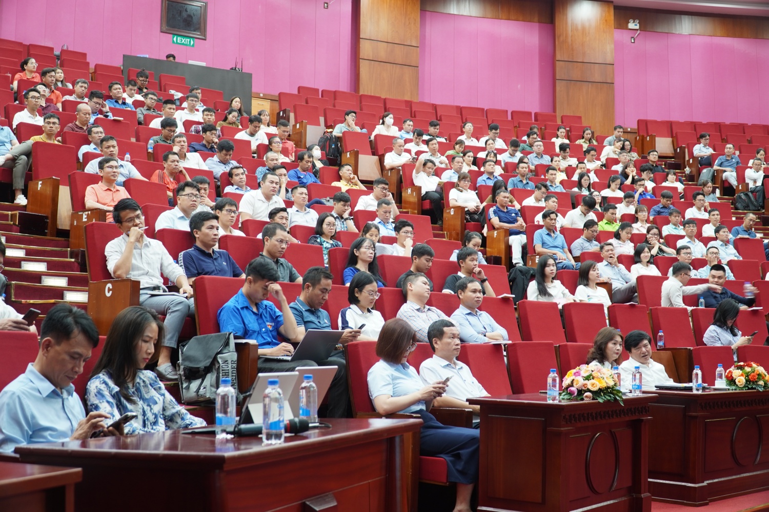 Đảng ủy Petrovietnam khai giảng Lớp bồi dưỡng nhận thức về Đảng và Lớp bồi dưỡng lý luận chính trị năm 2025 khu vực Vũng Tàu