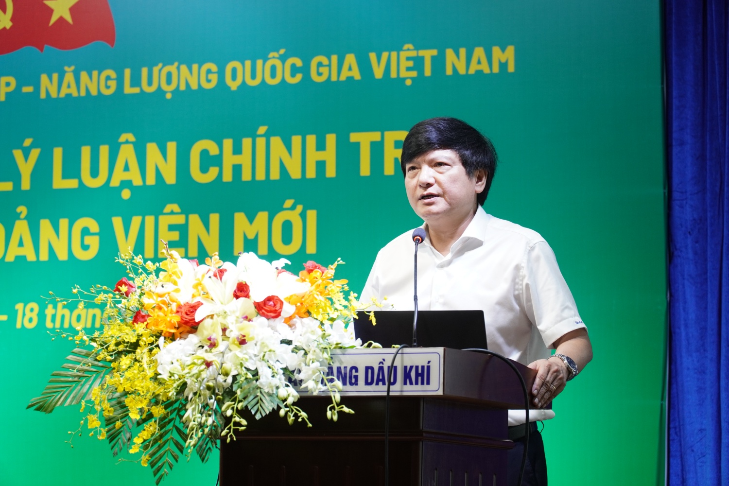 Đảng ủy Petrovietnam khai giảng Lớp bồi dưỡng nhận thức về Đảng và Lớp bồi dưỡng lý luận chính trị năm 2025 khu vực Vũng Tàu