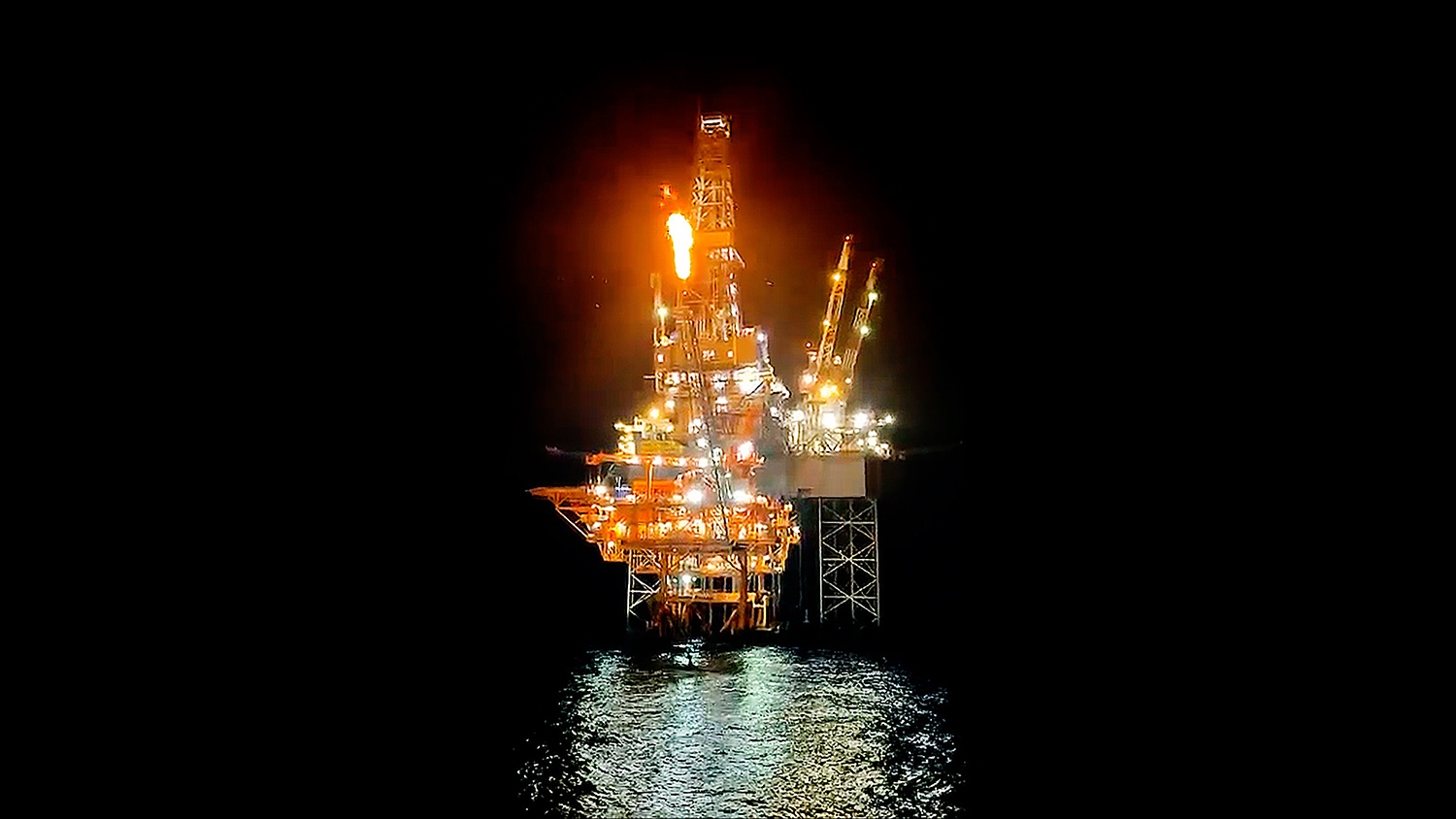 Petrovietnam đặt mục tiêu “mỗi tháng vận hành một công trình mới”, duy trì đà tăng trưởng