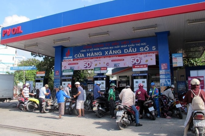 4 tháng đầu năm, tiêu thụ xăng dầu tăng gần 6%