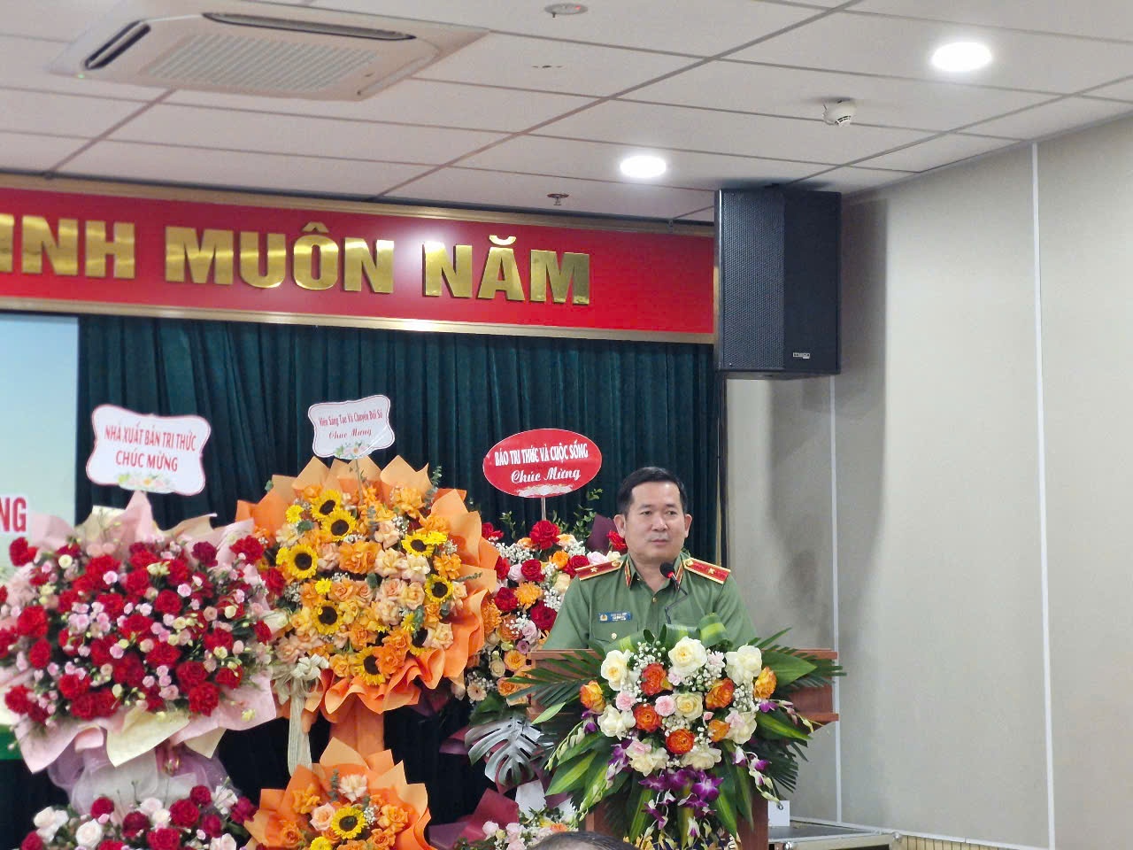 Bộ Công an công nhận Liên hiệp Hội Việt Nam đạt chuẩn “An toàn về an ninh, trật tự” năm 2024