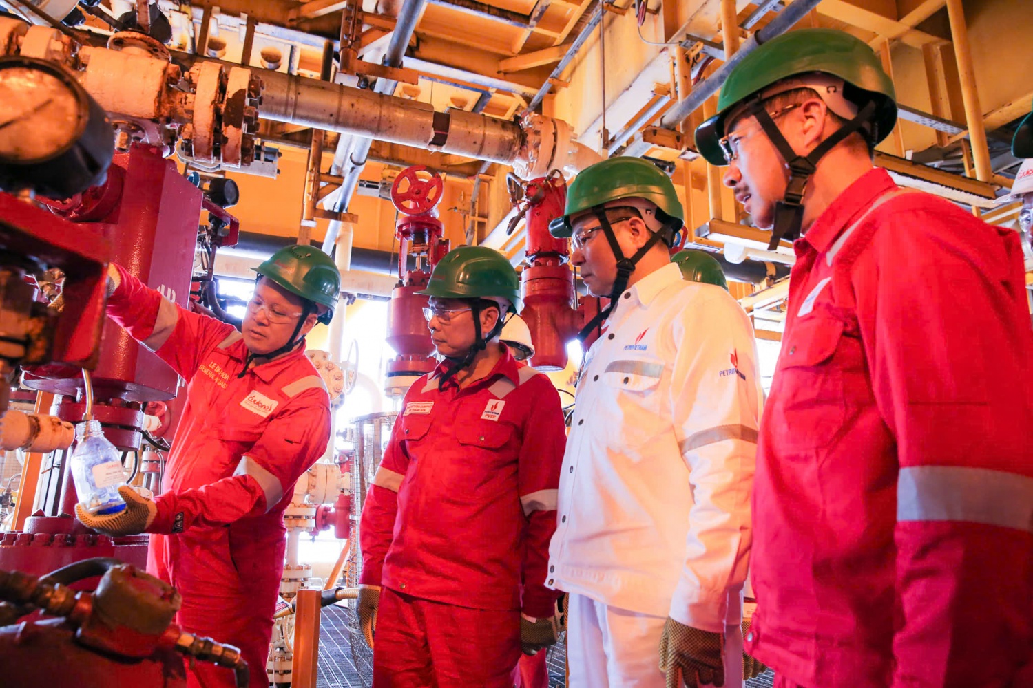 PVEP khẳng định bản lĩnh doanh nghiệp chủ lực của Petrovietnam