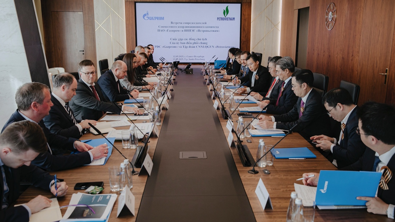 Petrovietnam và Gazprom tiếp tục thúc đẩy hợp tác dầu khí tại Việt Nam và Liên bang Nga