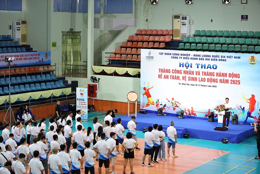 Sôi nổi Hội thao BIENDONG POC 2025: Lan tỏa tinh thần “One Team - One Goal” Sôi nổi Hội thao BIENDONG POC 2025: Lan tỏa tinh thần “One Team - One Goal”