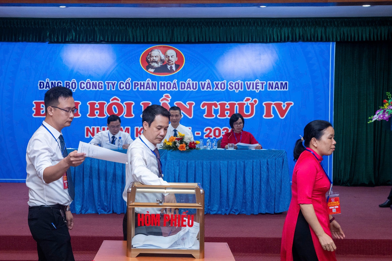 VNPOLY - Đại hội Đảng bộ lần thứ IV