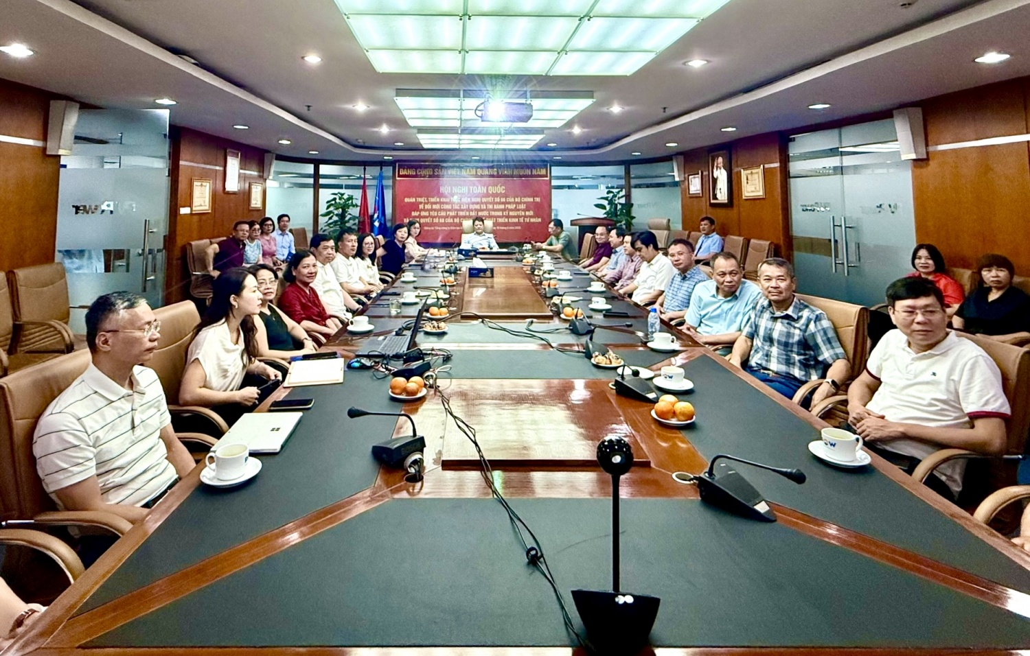 Gần 4.300 đảng viên Petrovietnam tham dự quán triệt Nghị quyết 68-NQ/TW và Nghị quyết 66-NQ/TW của Bộ Chính trị