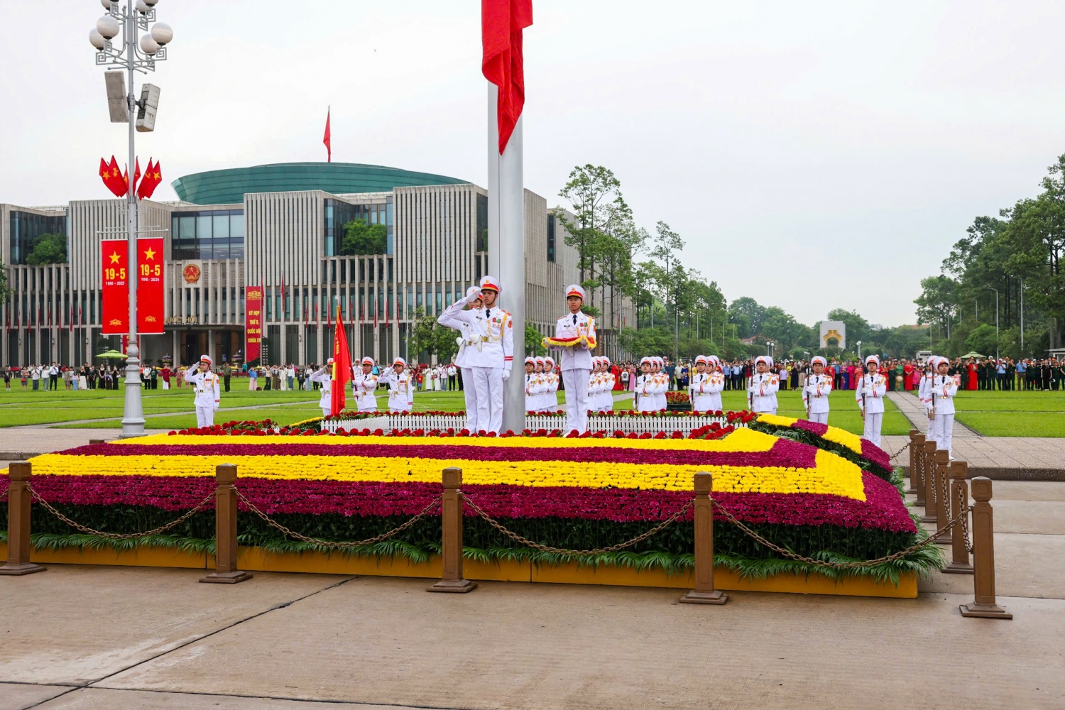 Kỷ niệm 135 năm Ngày sinh Chủ tịch Hồ Chí Minh: Xúc động và tự hào