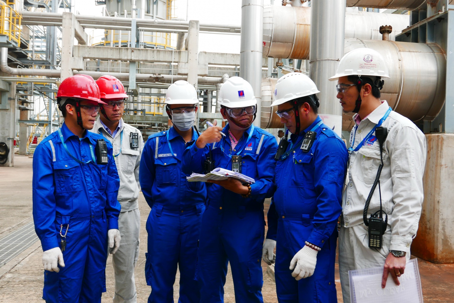 BSR luôn đề cao văn hóa doanh nghiệp và không ngừng lan tỏa các giá trị cốt lõi thông qua những sân chơi thiết thực, ý nghĩa như cuộc thi “Nâng tầm văn hóa doanh nghiệp BSR.
