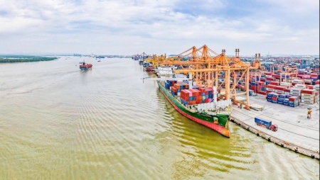Vận tải biển giữ đà tăng trưởng mạnh