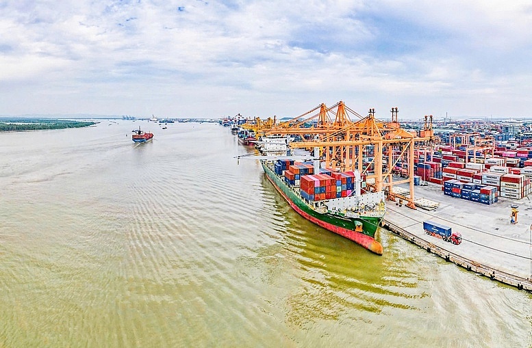 Vận tải biển giữ đà tăng trưởng mạnh