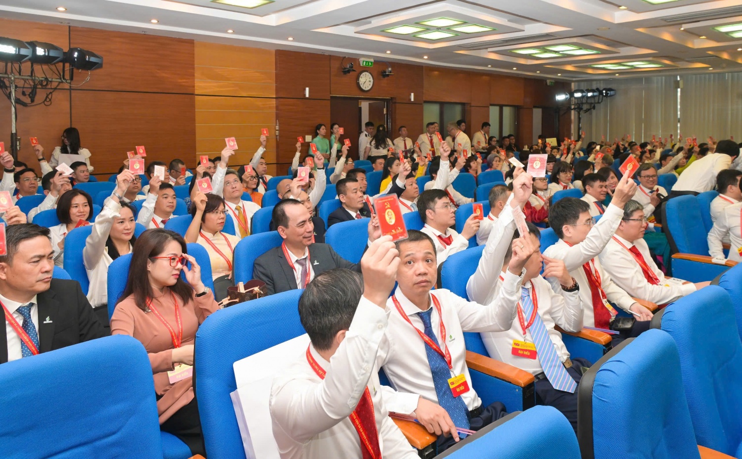 Phát huy vai trò "đầu tàu" trong lãnh đạo chỉ đạo, điều hành, dẫn dắt Petrovietnam