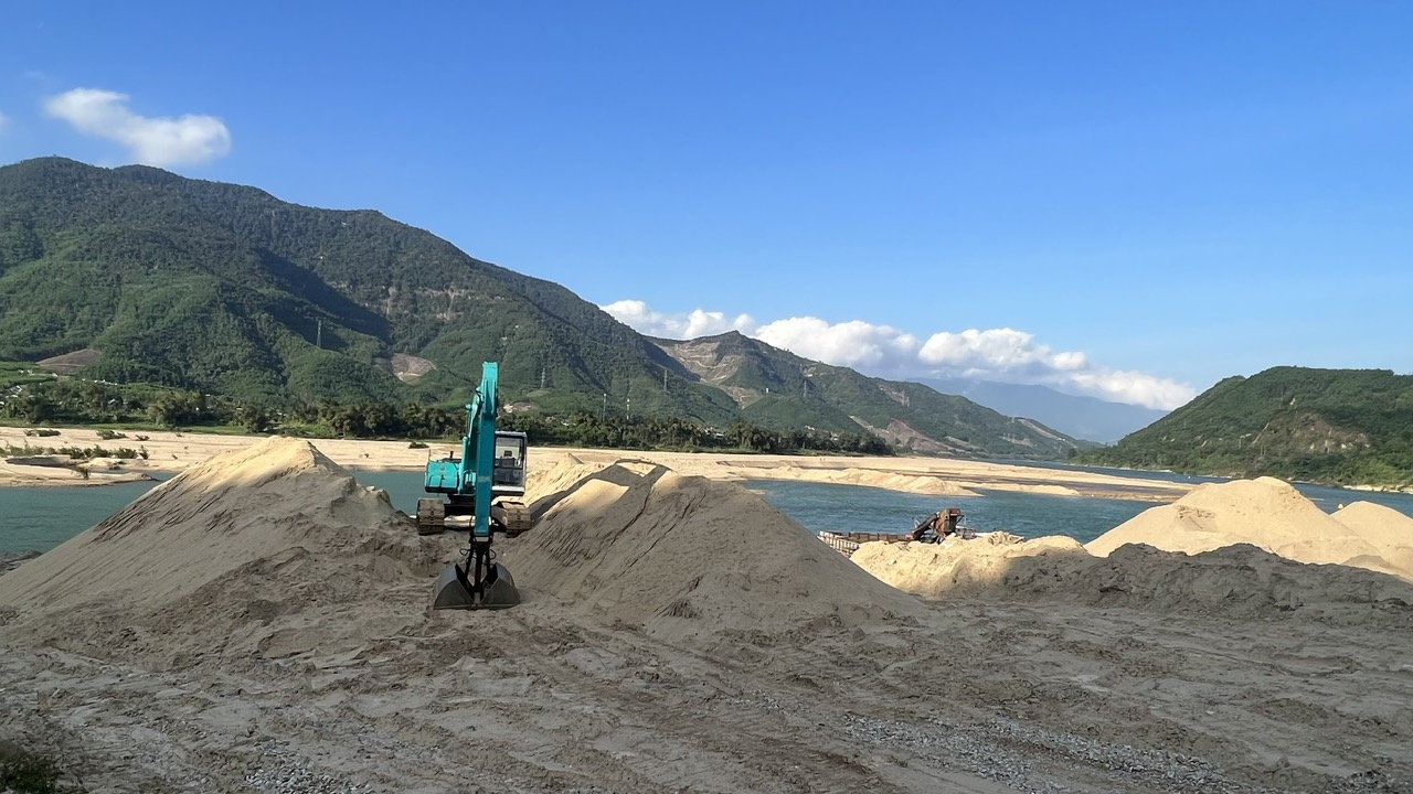 Giá vật liệu xây dựng tại Đà Nẵng tăng “phi mã”, nhiều công trình đối mặt nguy cơ tạm dừng