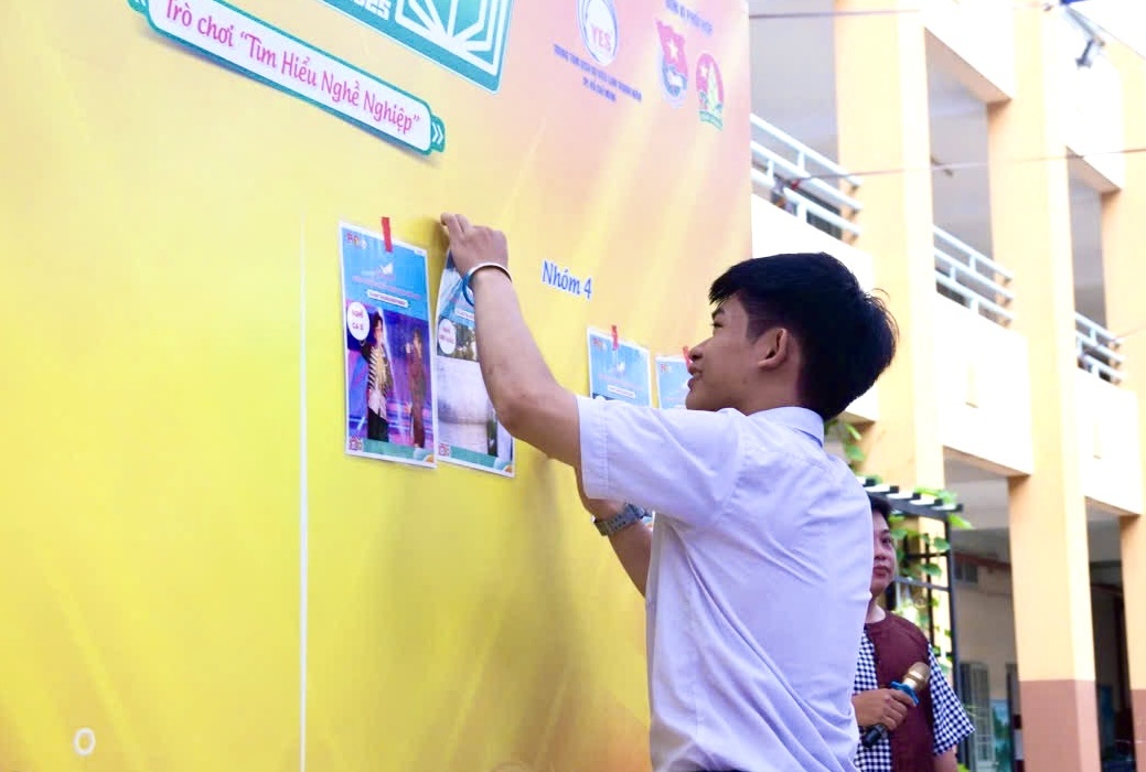 Học sinh TP HCM hào hứng khám phá nghề nghiệp tương lai