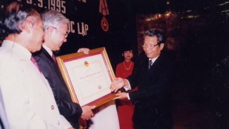 Cố Chủ tịch nước Trần Đức Lương: Người lãnh đạo gần gũi của ngành Dầu khí Việt Nam