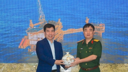 Petrovietnam và Tổng cục Hậu cần Kỹ thuật tăng cường hợp tác phát triển nhiên liệu quốc phòng