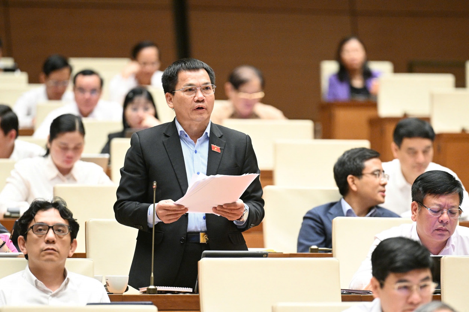 Sửa Luật Đấu thầu: Cần làm rõ ranh giới giữa tự chủ và bắt buộc đấu thầu