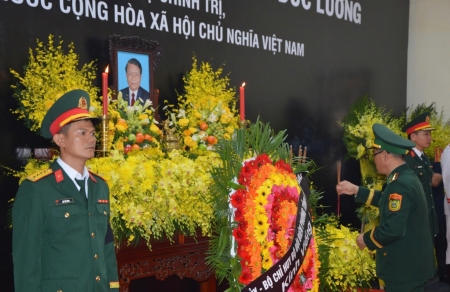Lễ tang nguyên Chủ tịch nước Trần Đức Lương tại quê nhà Quảng Ngãi