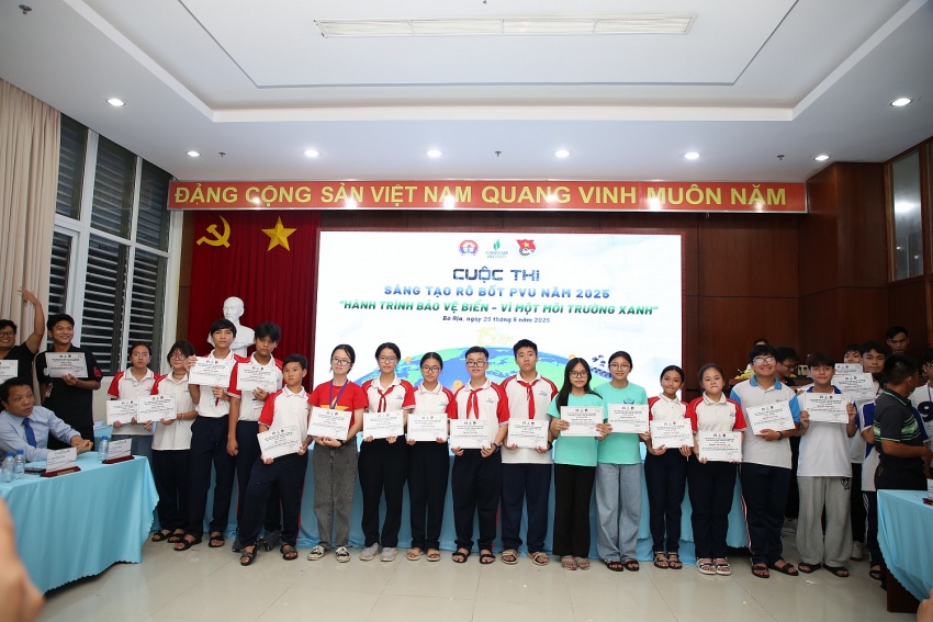 Sáng tạo Rô bốt PVU 2025: Hành trình bảo vệ biển - Vì một môi trường xanh