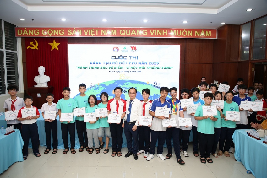 Sáng tạo Rô bốt PVU 2025: Hành trình bảo vệ biển - Vì một môi trường xanh
