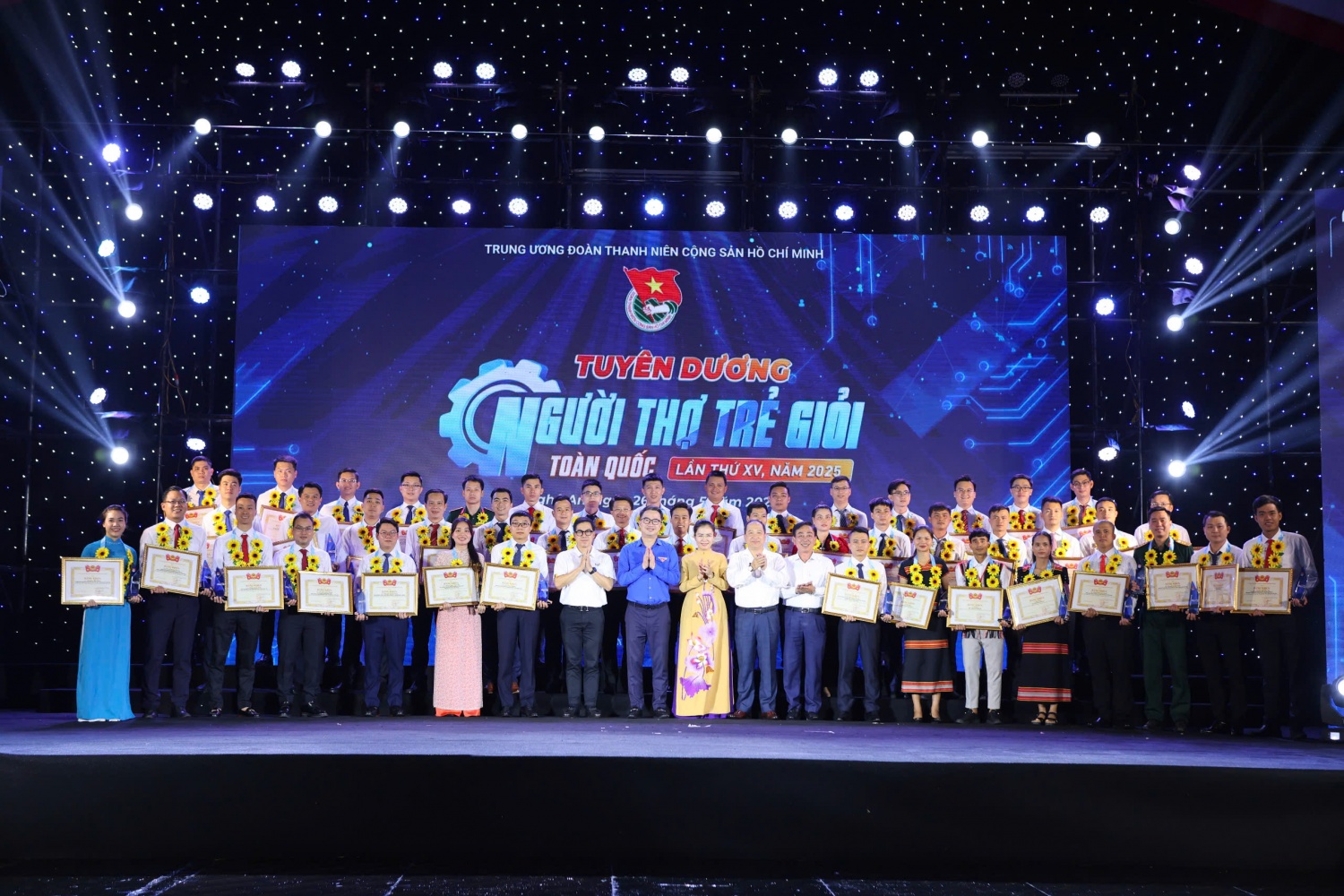 Trung ương Đoàn TNCS Hồ Chí Minh tuyên dương là “Người thợ trẻ giỏi toàn quốc” năm 2025