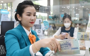 Điểm tin ngân hàng ngày 28/5: Tín dụng tăng tốc, lãi suất huy động dự báo leo thang cuối năm