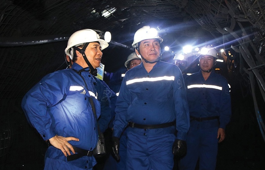 Vinacomin: Gia tăng sản xuất phải đi đôi với việc chăm lo người lao động