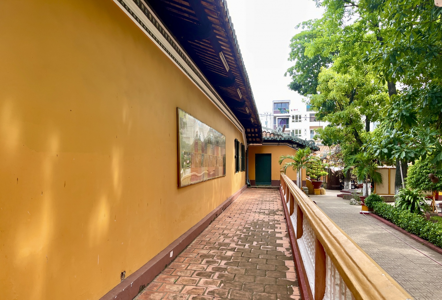 [Chùm ảnh] Chốn cổ tự gần 300 năm tuổi giữa lòng TP HCM, lưu giữ hơn 110 pho tượng quý