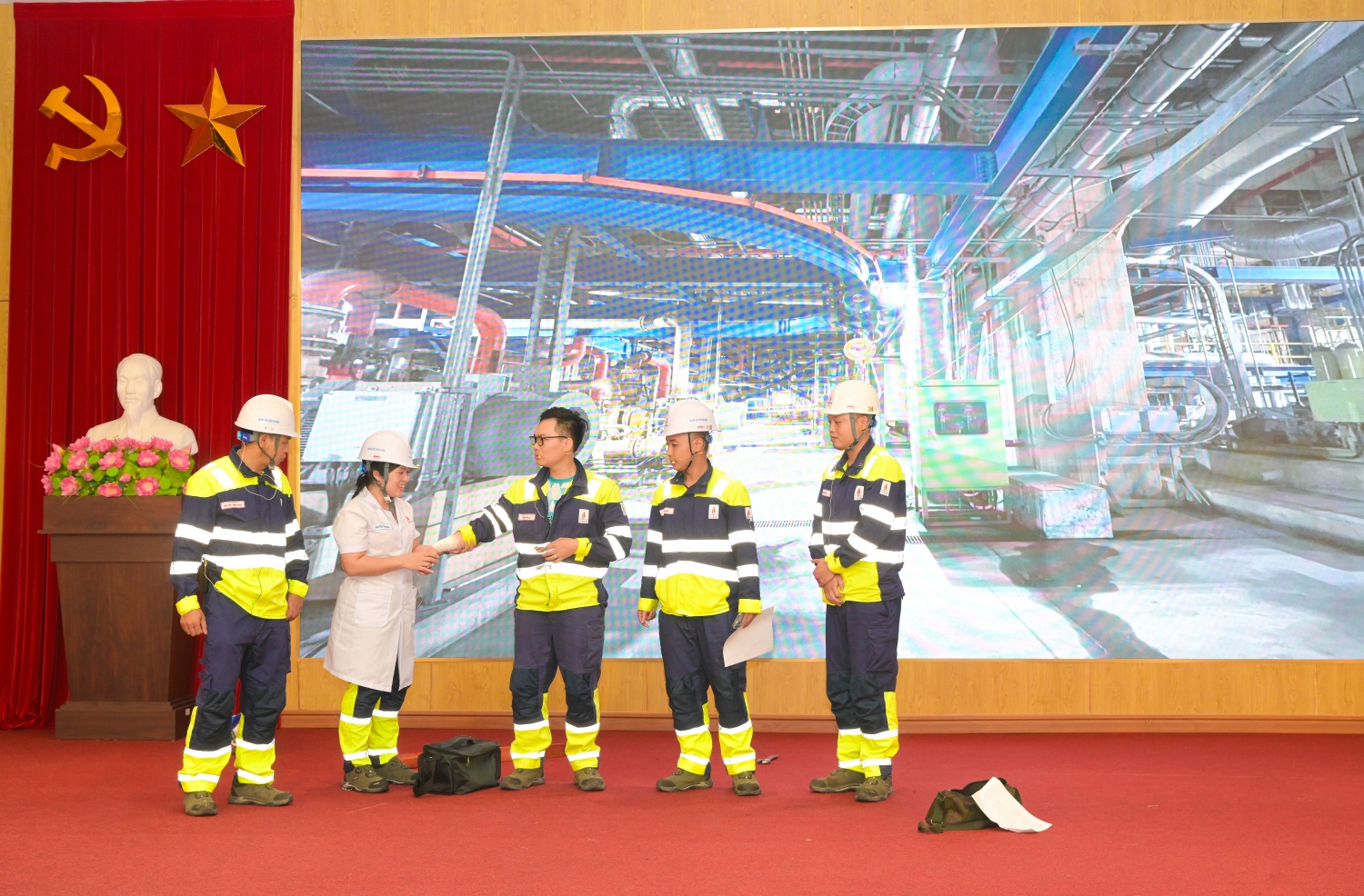 [CHÙM ẢNH] Hội thi An toàn vệ sinh viên giỏi 2025 tại Nhà máy Nhiệt điện Thái Bình 2
