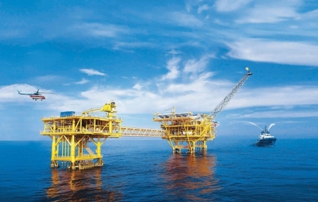 Tác phẩm Thơ “Lửa trong tim - 50 năm một dòng chảy Việt”