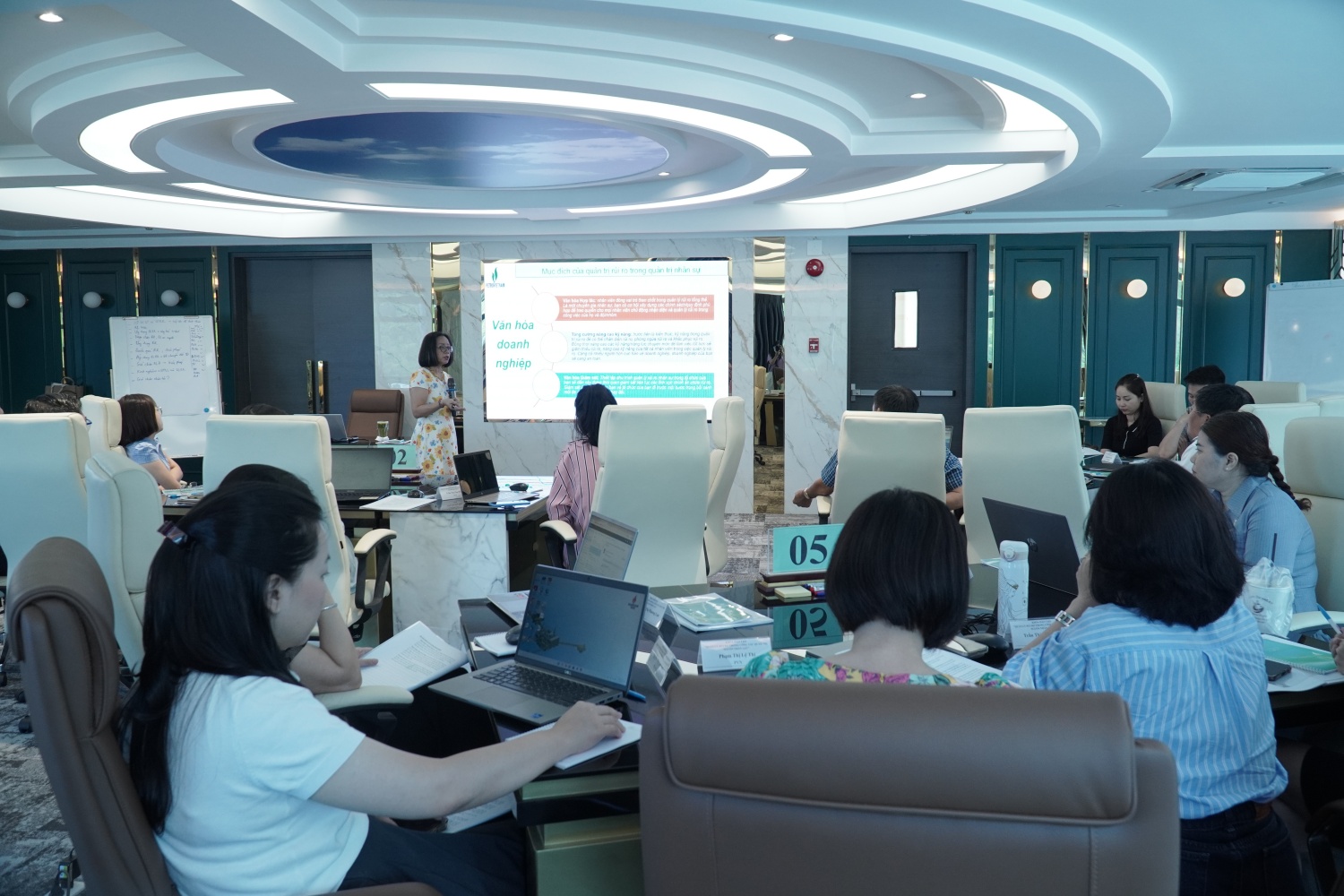 Petrovietnam tăng cường năng lực ứng phó rủi ro trong công tác quản trị nguồn nhân lực