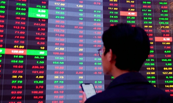 Tin nhanh chứng khoán ngày 30/5: VN-Index giảm hơn 9 điểm, sắc đỏ áp đảo thị trường trong phiên cuối tuần