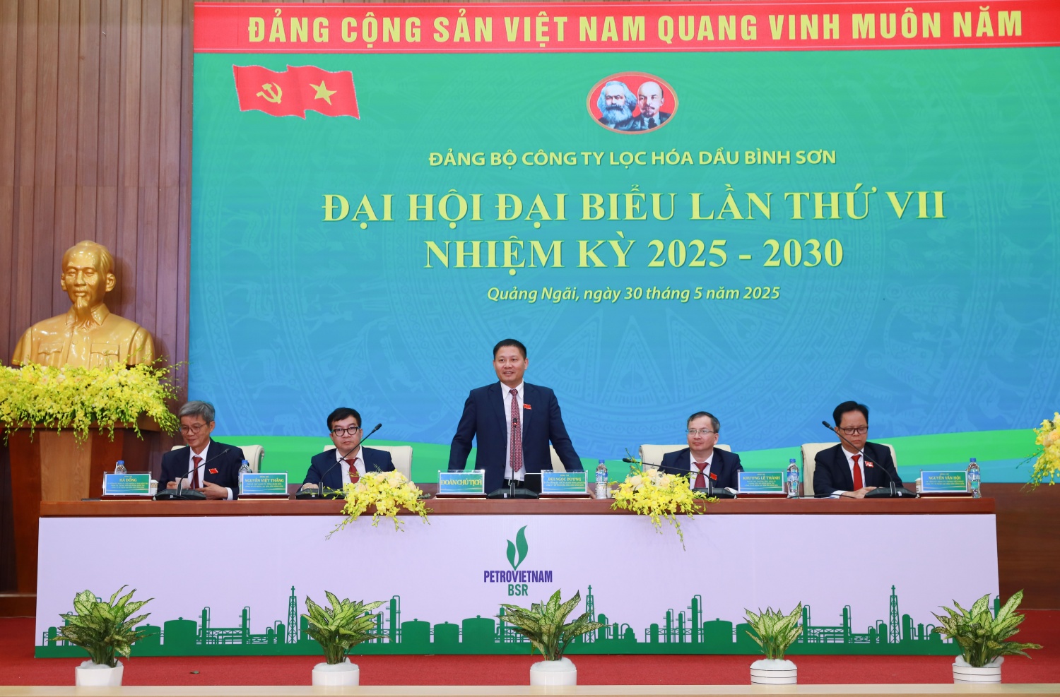 Đoàn Chủ tịch điều hành Đại hội BSR.