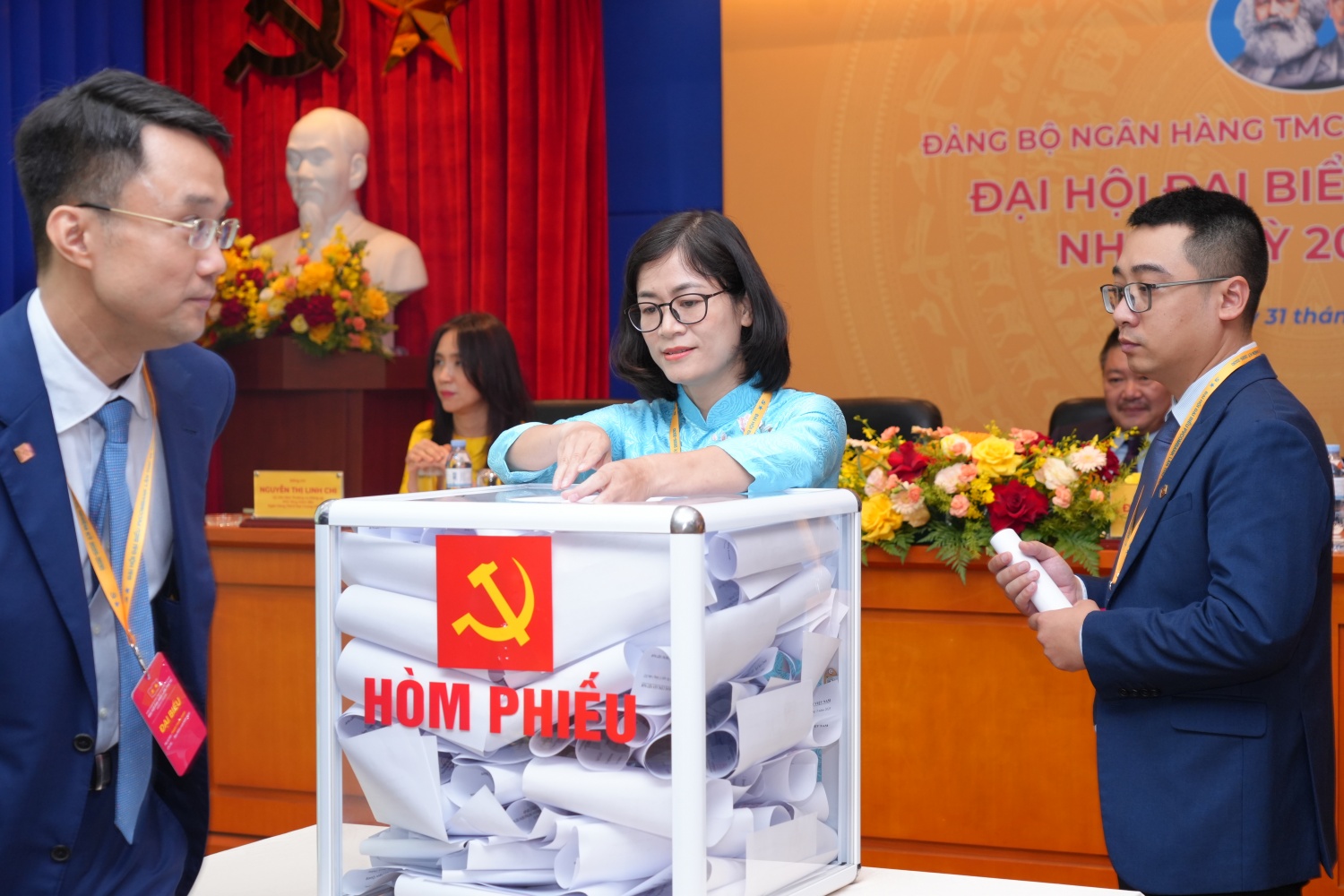 Nâng cao vai trò hat nhân chính trị, trở thành Ngân hàng trụ cột trong hệ sinh thái Petrovietnam