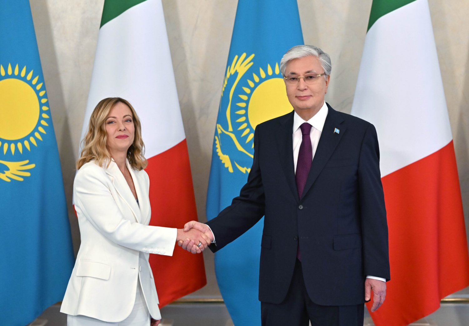 Ý – Kazakhstan ký thỏa thuận lớn về năng lượng và hạ tầng