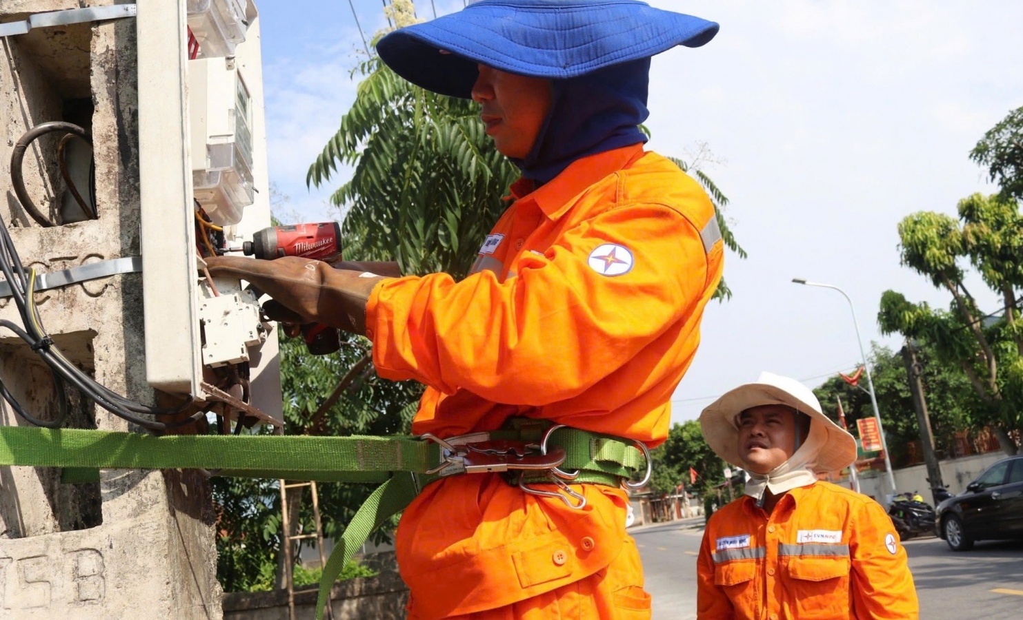 EVN bảo đảm điện an toàn trong tháng 5, chủ động ứng phó nắng nóng kỷ lục tháng 6