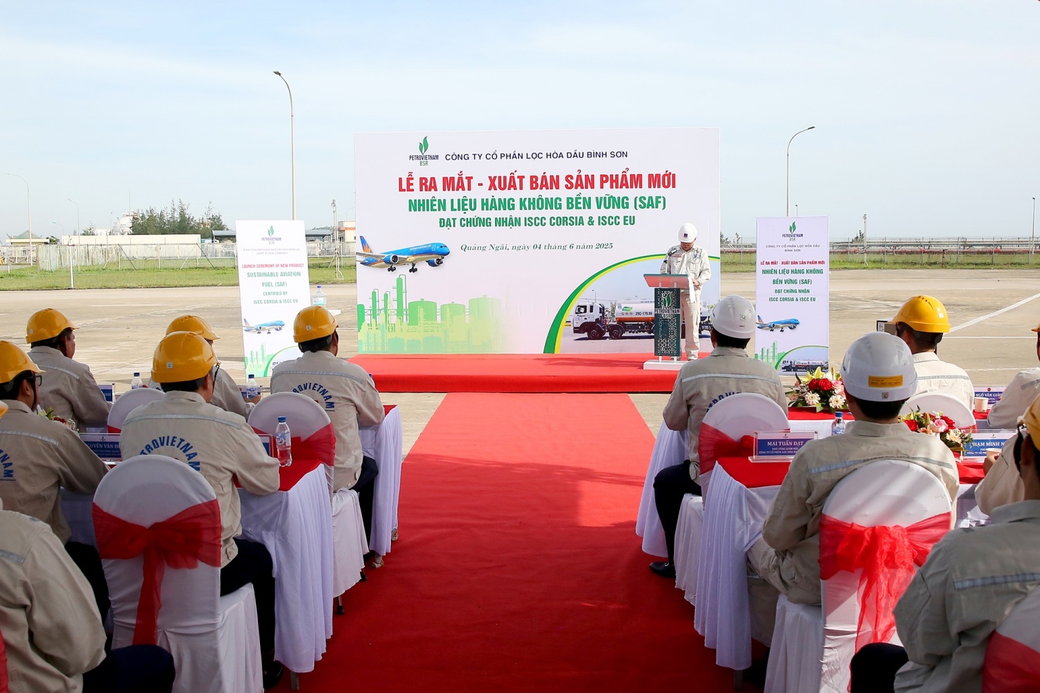 Lễ ra mắt và xuất bán lô nhiên liệu hàng không bền vững (SAF) thương mại đầu tiên tại BSR ngày 4/6/2025.