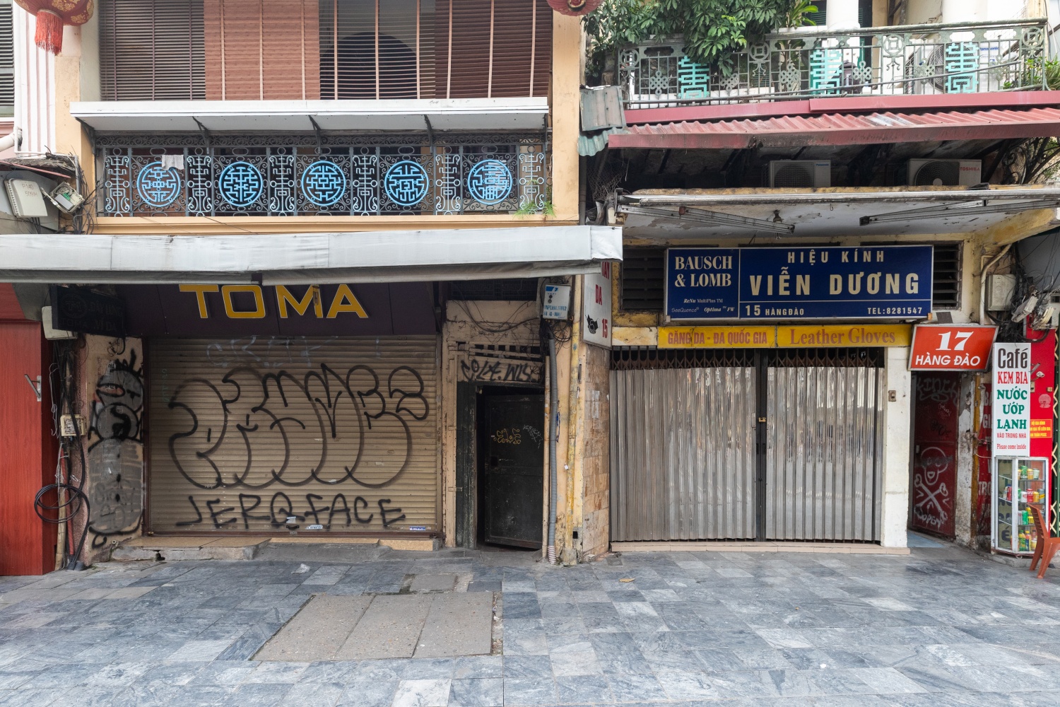 Đóng mở bất phân: Tình trạng ở chợ Đồng Xuân và các phố xung quanh