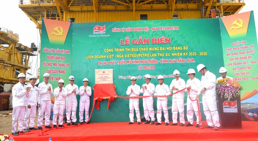 Vietsovpetro - Thắp sáng khát vọng biển khơi từ Dự án Kình Ngư Trắng - Kình Ngư Trắng Nam