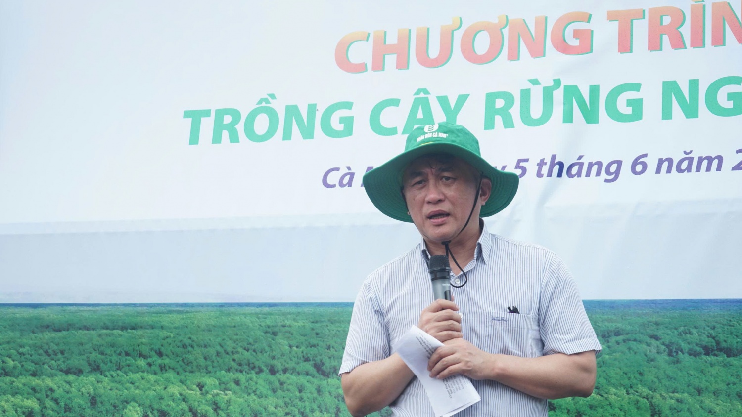 Petrovietnam phát động trồng cây rừng ngập mặn tại Cà Mau hưởng ứng Ngày Môi trường Thế giới