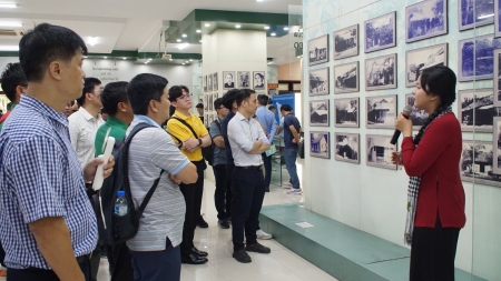 Lớp Bồi dưỡng lý luận chính trị dành cho đảng viên mới khu vực TP HCM học tập thực tế tại Khu di tích Ngã Ba Giồng