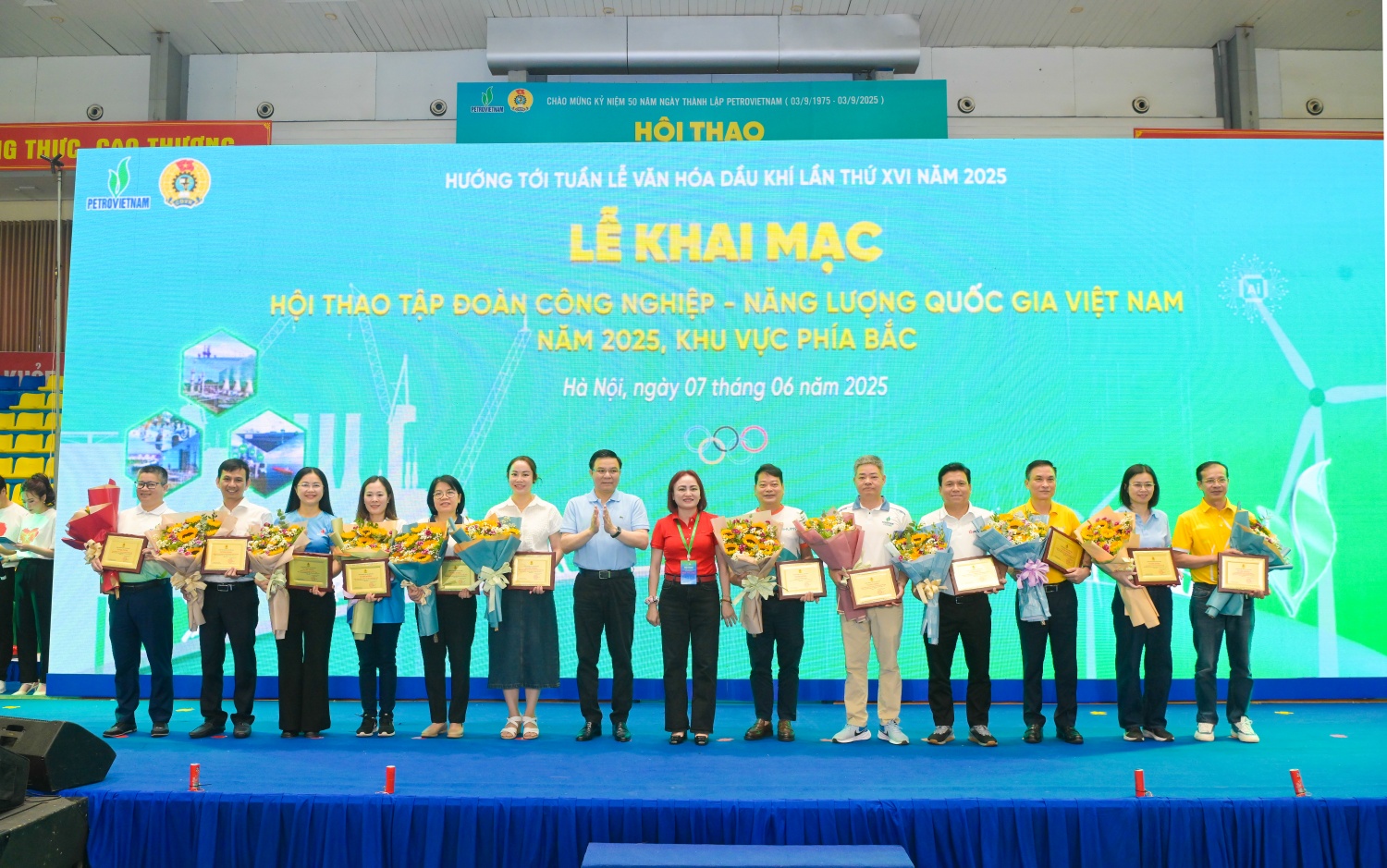 Tưng bừng khai mạc Hội thao Petrovietnam khu vực phía Bắc năm 2025 Tưng bừng khai mạc Hội thao Petrovietnam khu vực phía Bắc năm 2025
