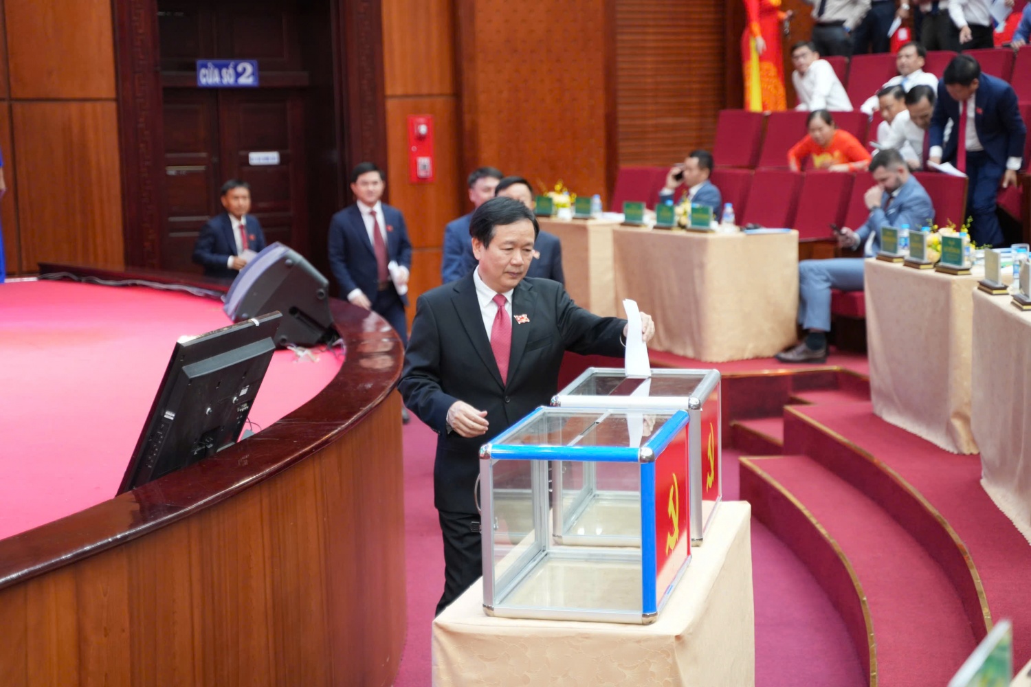 Đại hội Đảng bộ Vietsovpetro lần thứ XII: Mở rộng không gian phát triển, giữ vững vai trò chủ lực