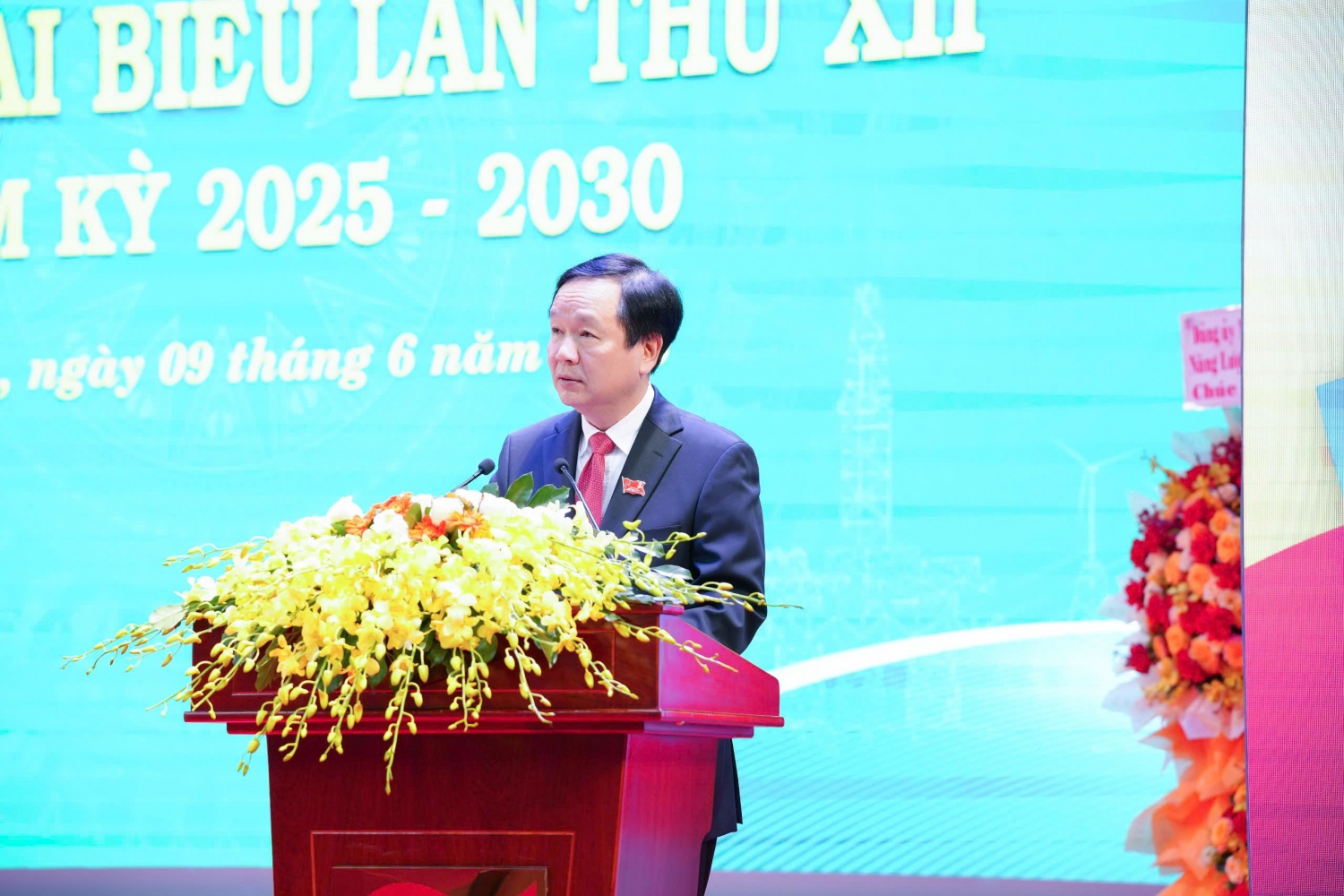 Đại hội Đảng bộ Vietsovpetro lần thứ XII: Mở rộng không gian phát triển, giữ vững vai trò chủ lực Đại hội Đảng bộ Vietsovpetro lần thứ XII: Mở rộng không gian phát triển, giữ vững vai trò chủ lực