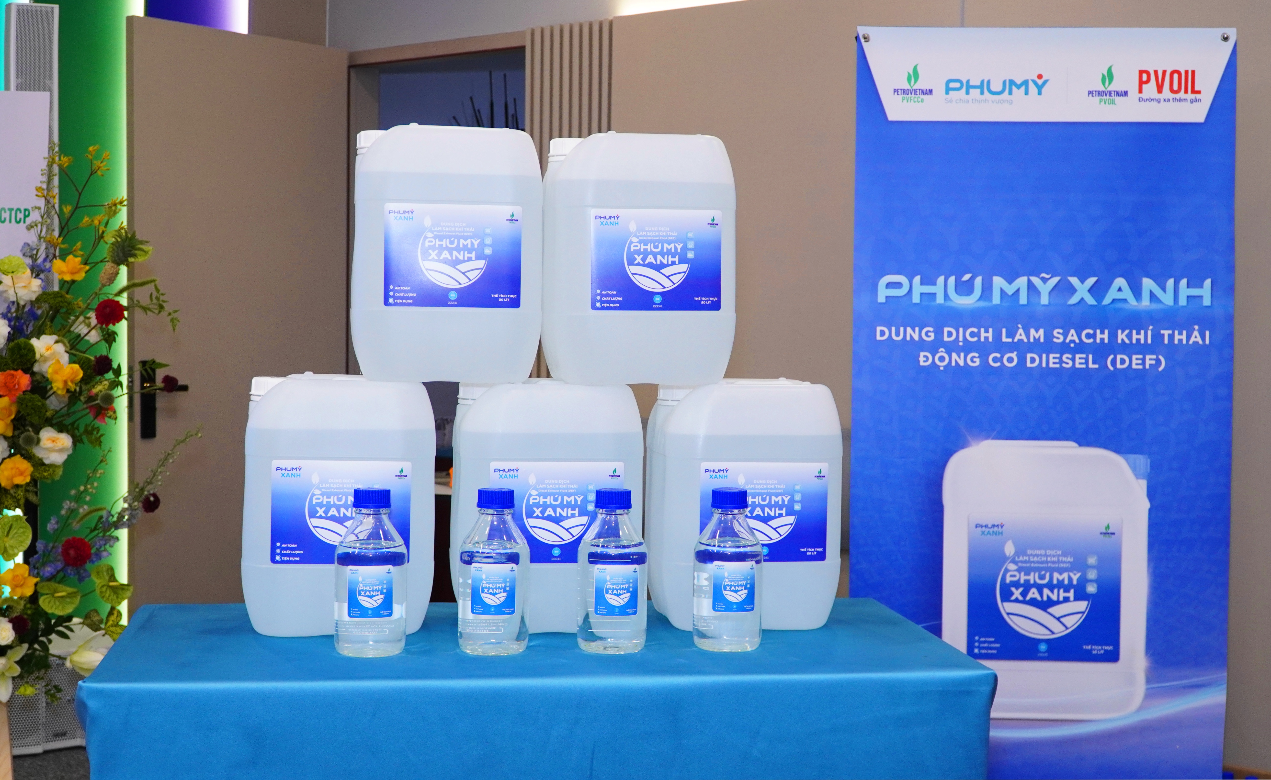 PVFCCo   Phú Mỹ và PVOIL ký kết thỏa thuận hợp tác trong lĩnh vực dịch vụ, thương mại và hóa chất
